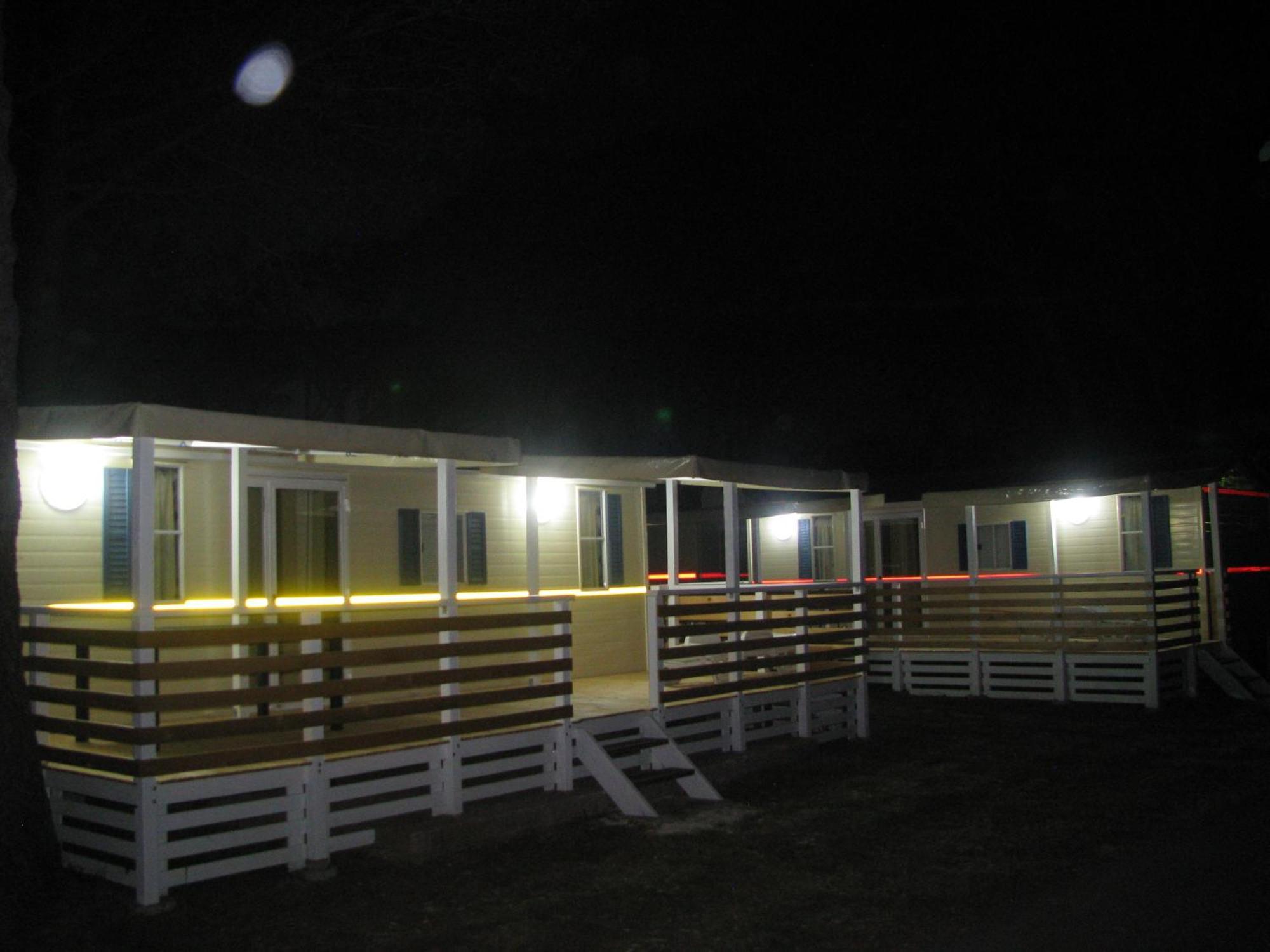 Plamar Mobile Homes Bi Village 파자나 외부 사진